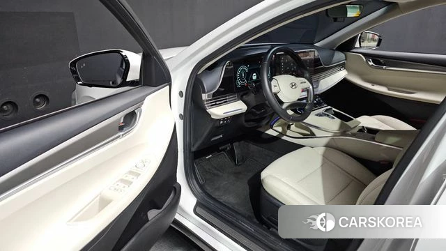 Hyundai The New Grandeur IG Hybrid id 4231424 из Кореи 34