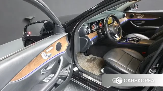 Mercedes-Benz E-Class W213 id 3000571 из Кореи 20