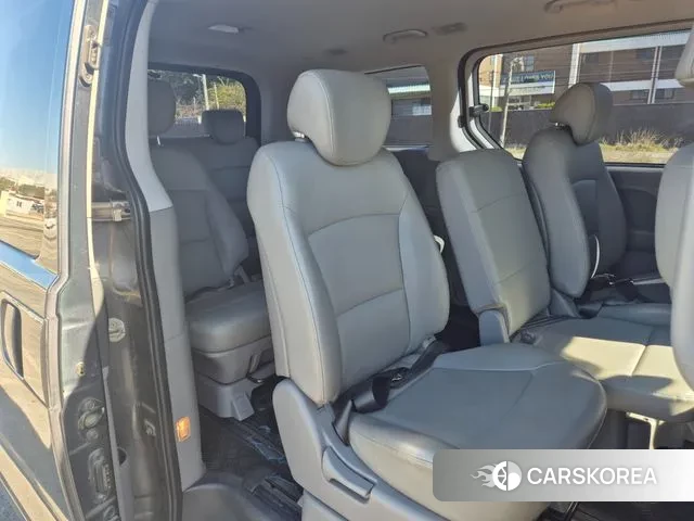 Hyundai The New Grand Starex id 3345216 из Кореи 12