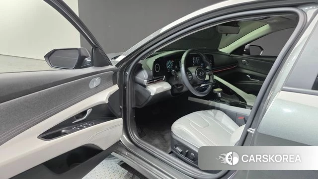 Hyundai Avante Hybrid (CN7) id 4936447 из Кореи 20