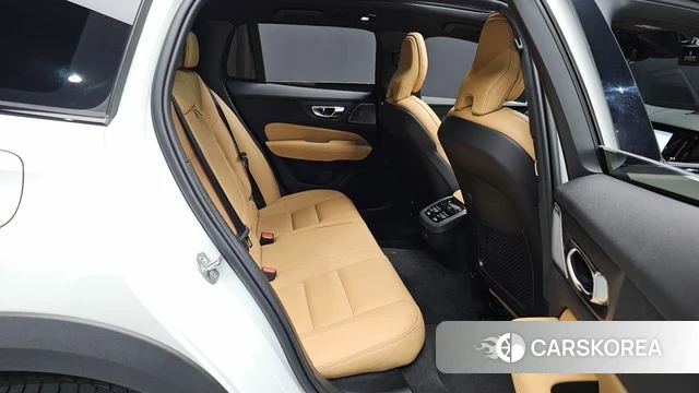 Volvo V60 Cross-Country 2nd Generation id 4853522 из Кореи 36