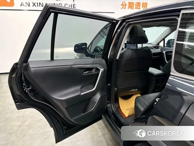 Toyota RAV4 Rongfang id 4278847 из Китая 21