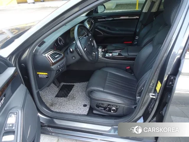 Genesis G90 id 2965783 из Кореи 20