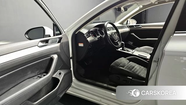 Volkswagen Passat GT (B8) id 4424757 из Кореи 20