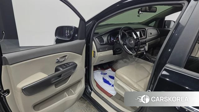 Kia All New Carnival id 4728258 из Кореи 20