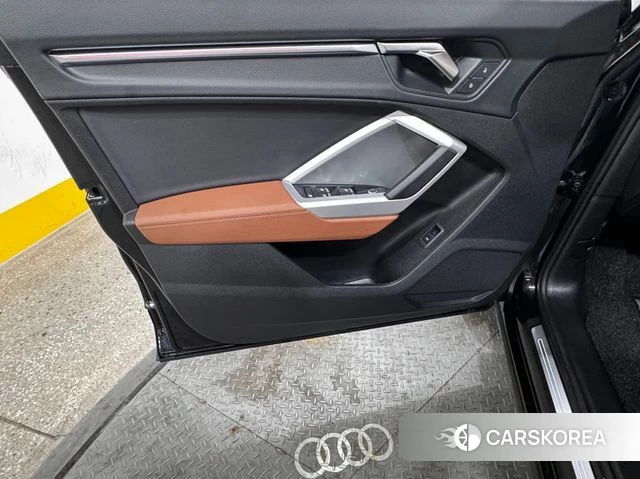 Audi Q3 (F3) id 4308017 из Кореи 20