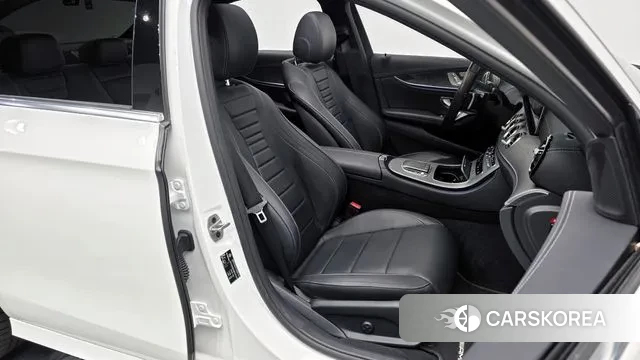 Mercedes-Benz E-Class W213 id 3301529 из Кореи 20