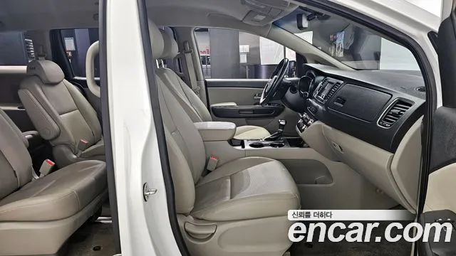 Kia The New Carnival id 2808296 из Кореи 20