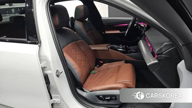 BMW 5 Series (G60) id 3629062 из Кореи 20