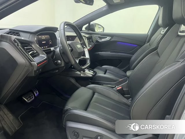 Audi Q4 e-tron id 4274265 из Китая 17