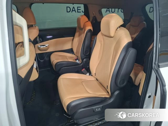 Kia Carnival 4th generation id 3800380 из Кореи 20