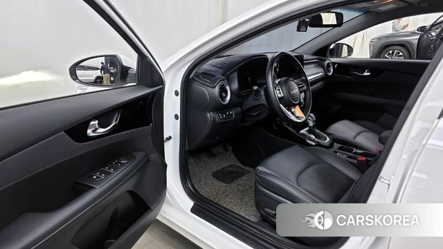 Kia The New K3 2nd generation id 3915732 из Кореи 20