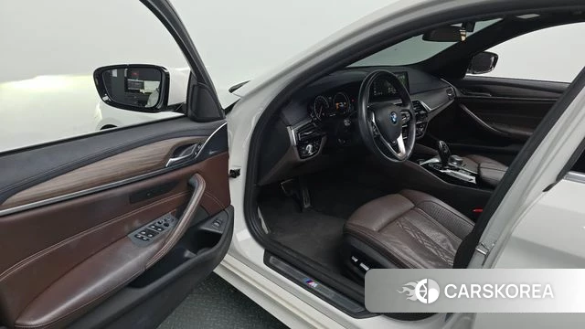 BMW 5 Series (G30) id 4785906 из Кореи 20