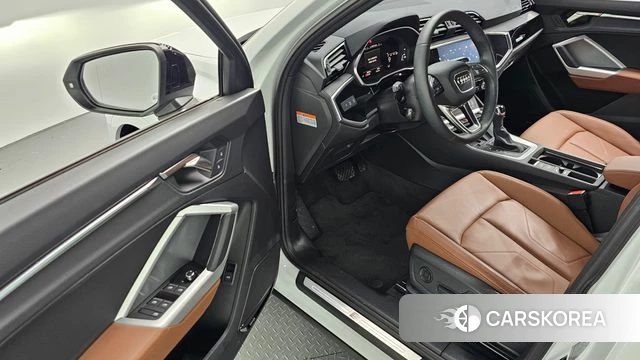 Audi Q3 (F3) id 4375012 из Кореи 32