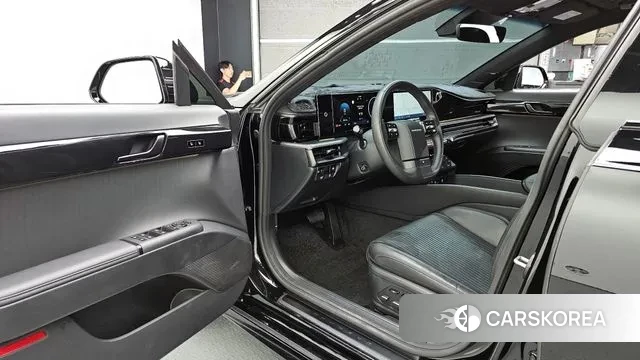 Hyundai Grandeur (GN7) id 3042950 из Кореи 20