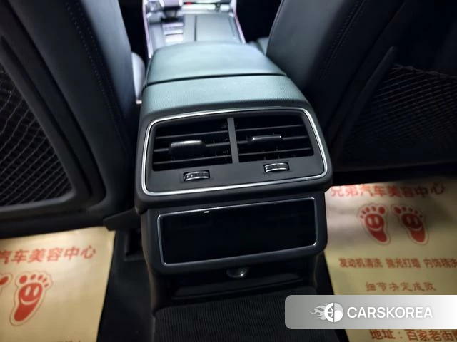 Audi A7 id 4273922 из Китая 16