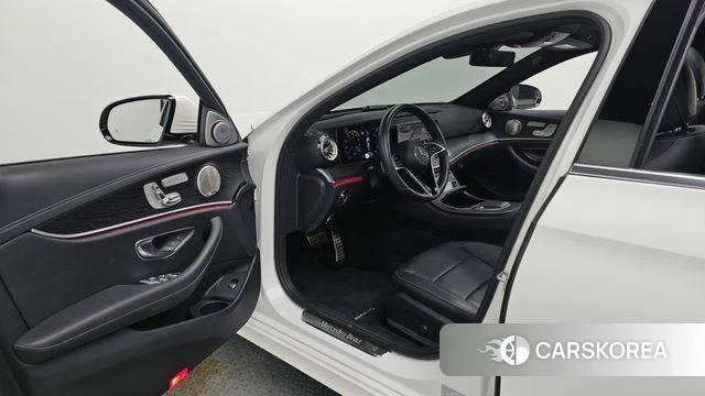 Mercedes-Benz E-Class W213 id 4880538 из Кореи 38