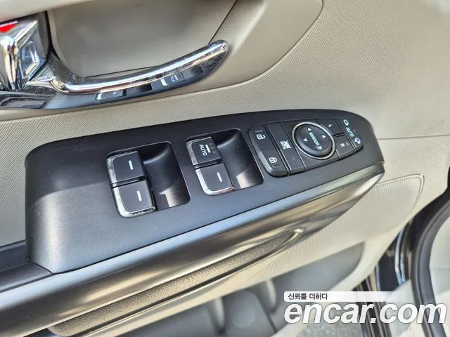 Kia The New Carnival id 2706780 из Кореи 20