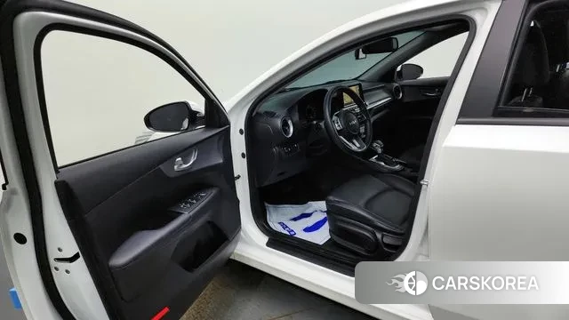 Kia The New K3 2nd generation id 3058901 из Кореи 20