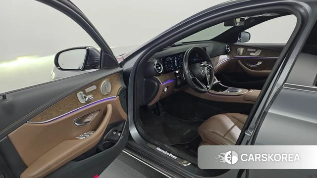 Mercedes-Benz E-Class W213 id 4741306 из Кореи 20