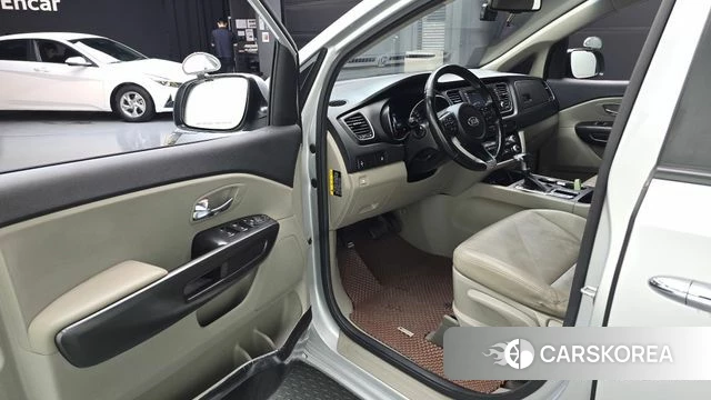 Kia The New Carnival id 4672808 из Кореи 20