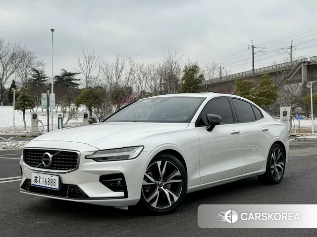 Volvo S60 id 4209735 из Китая 19