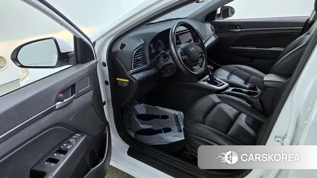 Hyundai Avante AD id 3034394 из Кореи 20