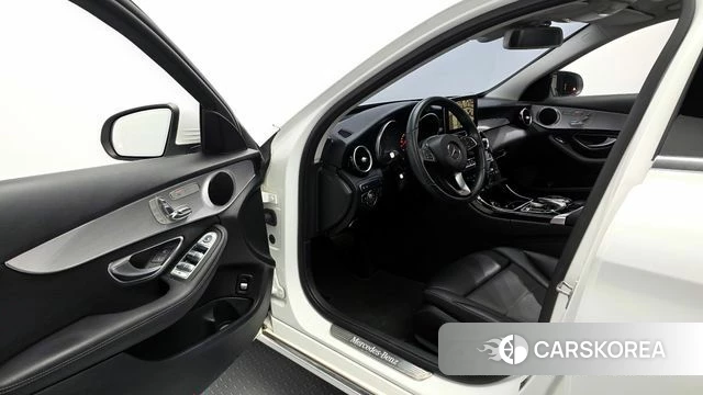 Mercedes-Benz C-Class W205 id 3829320 из Кореи 20