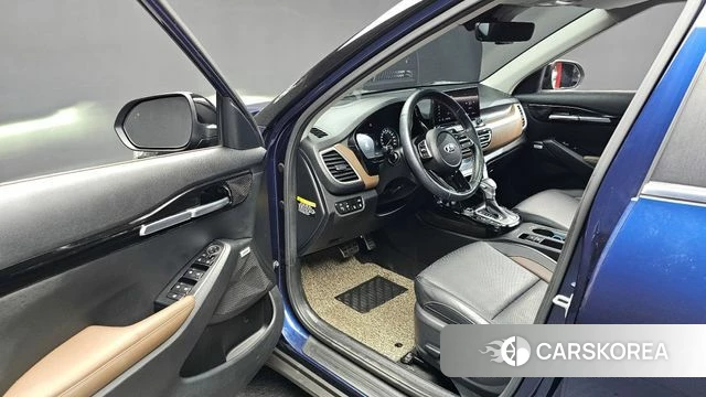Kia Seltos id 4317804 из Кореи 34