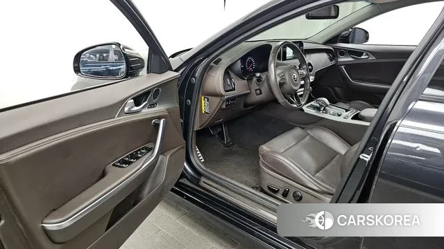 Kia Stinger id 3588617 из Кореи 20