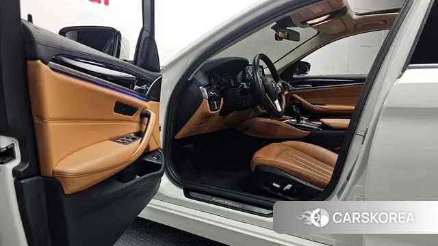 BMW 5 Series (G30) id 2961765 из Кореи 20