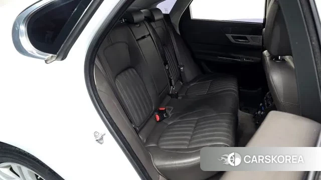 Jaguar XF (X260) id 3391799 из Кореи 20