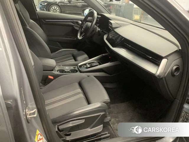 Audi A3 id 4278780 из Китая 14