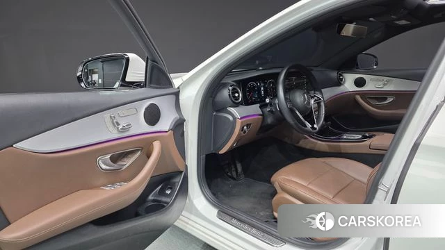 Mercedes-Benz E-Class W213 id 4708003 из Кореи 32