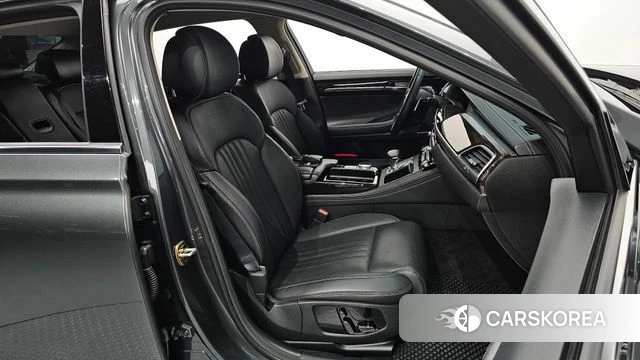 Genesis G90 id 3879118 из Кореи 20