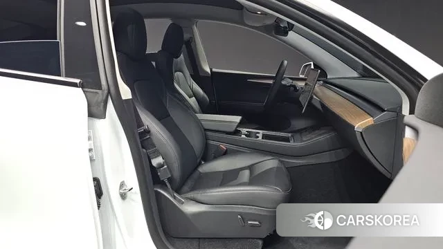 Tesla Model Y id 3512504 из Кореи 20