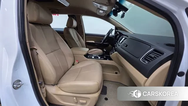 Kia The New Carnival id 3789445 из Кореи 20