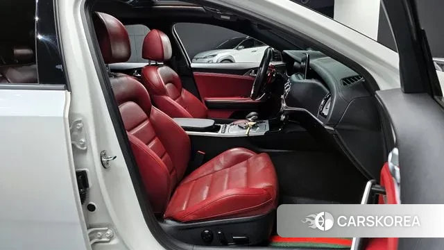 Kia Stinger id 3013561 из Кореи 20