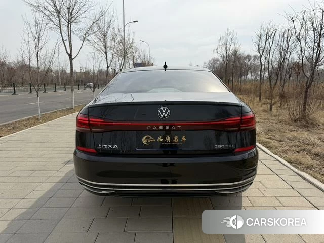 Volkswagen Passat id 4256035 из Китая 24