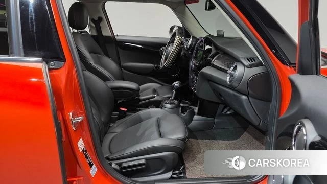 Mini Cooper S id 4785620 из Кореи 32