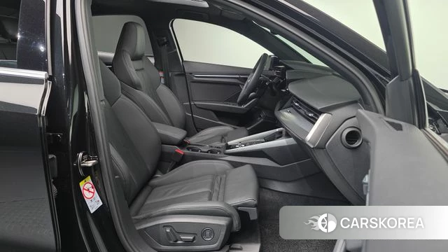 Audi A3 (8Y) id 3914821 из Кореи 20