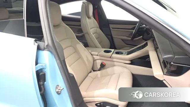 Porsche Taycan id 3462880 из Кореи 20