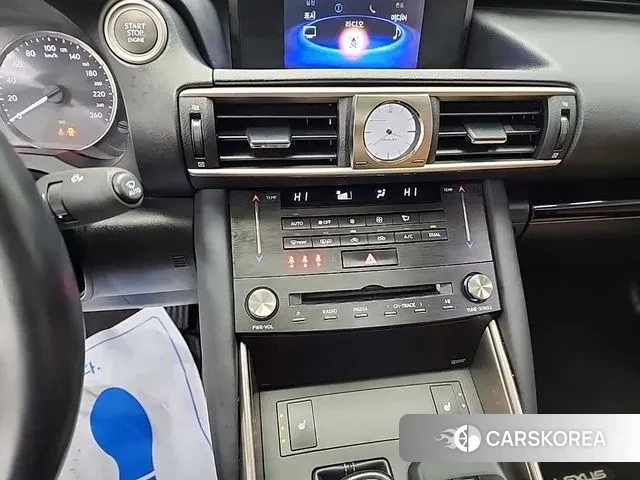 Lexus New IS300 id 3552855 из Кореи 19