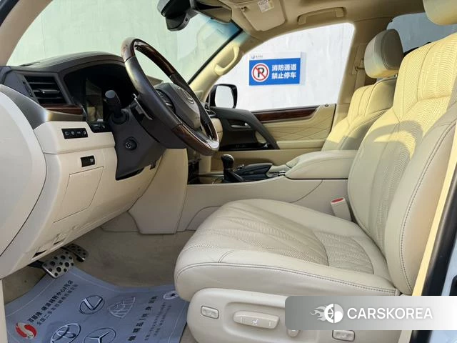 Lexus LX id 4260687 из Китая 20