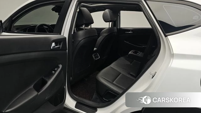 Hyundai All New Tucson id 4294743 из Кореи 33