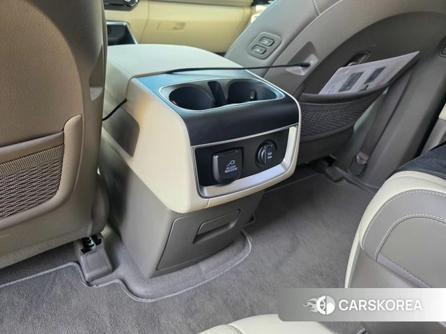 Kia The New Carnival 4th Generation id 4695902 из Кореи 15