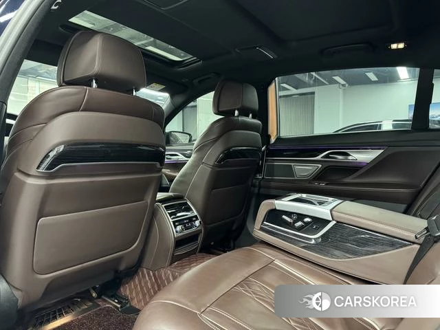 BMW 7 series id 4297326 из Китая 26