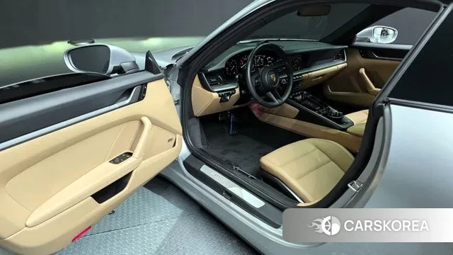 Porsche 911(992) id 3517731 из Кореи 20