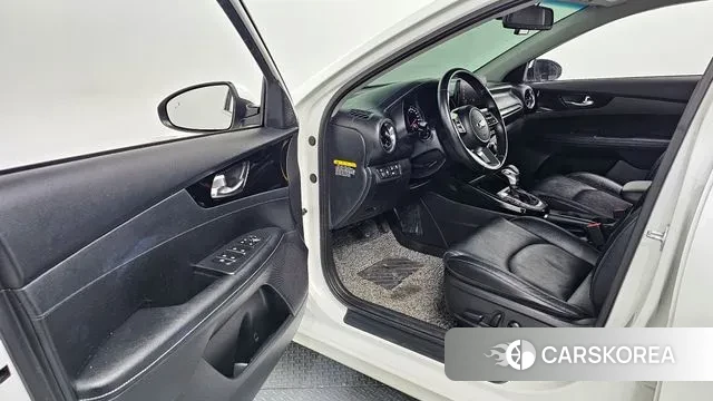 Kia Come New K3 id 3681826 из Кореи 20