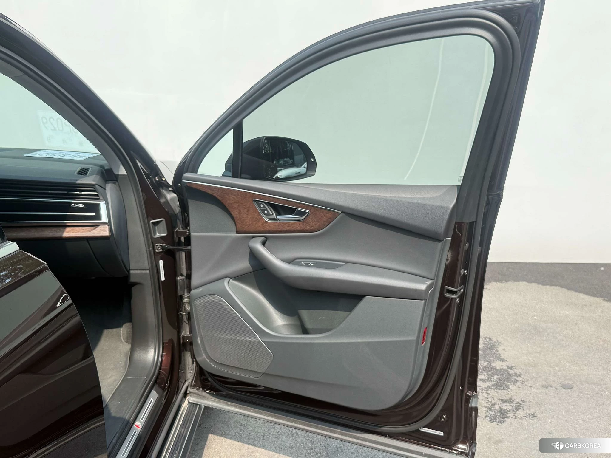 Audi Q7 id 4454366 из Китая 26